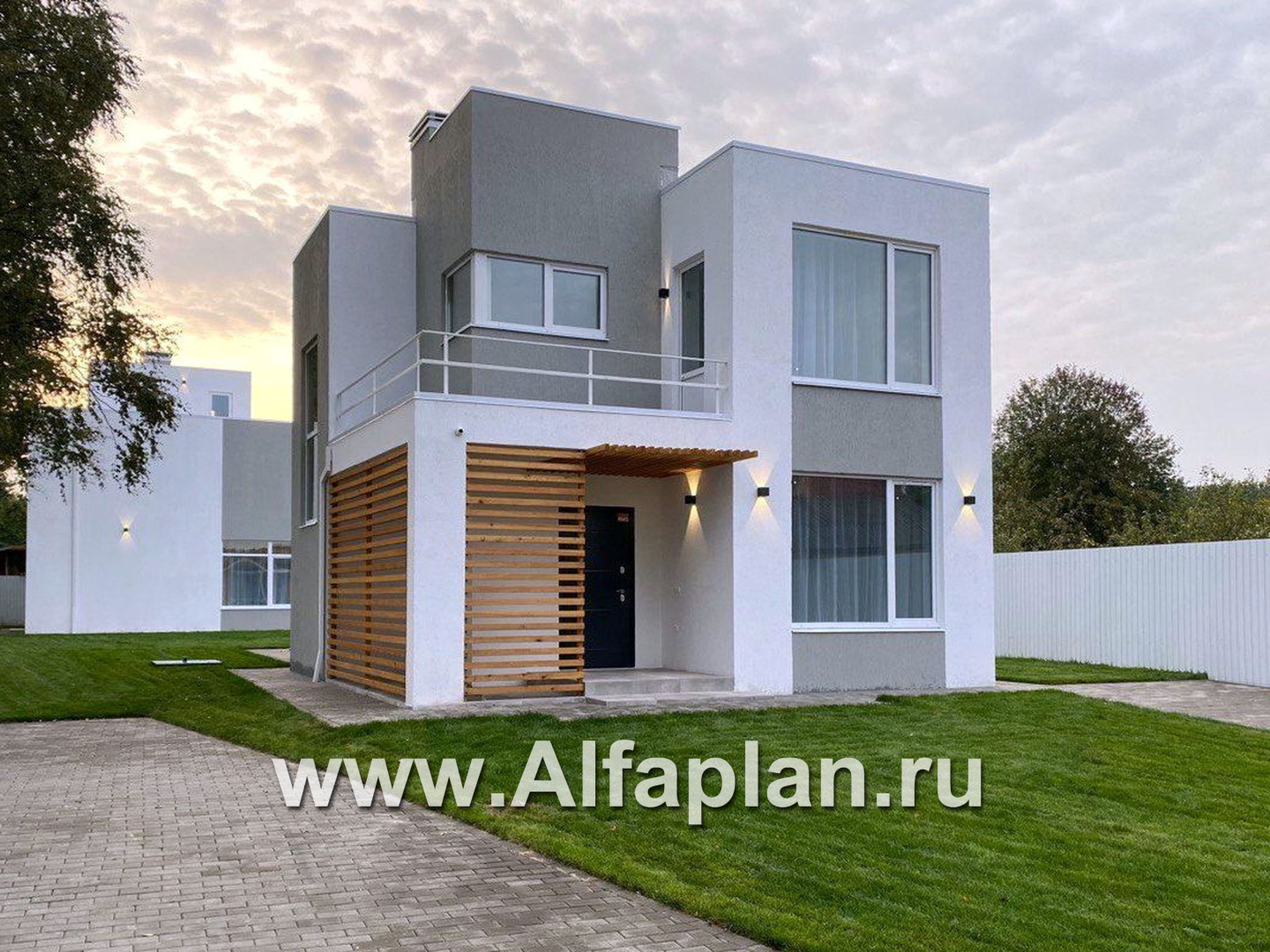 «Арс» - проект двухэтажного дома с плоской кровлей, в стиле хай-тек, для узкого участка - основное изображение